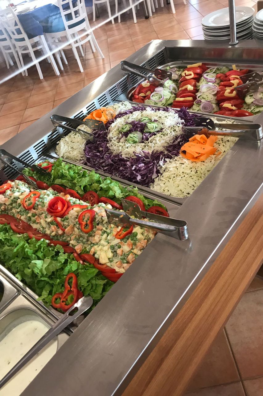Kompleks Hotelowy Ivando (Drvenik) - wczasy