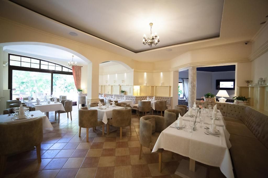 Wczasy dla seniora, Międzyzdroje - Hotel Trofana *** - dwa posiłki dziennie