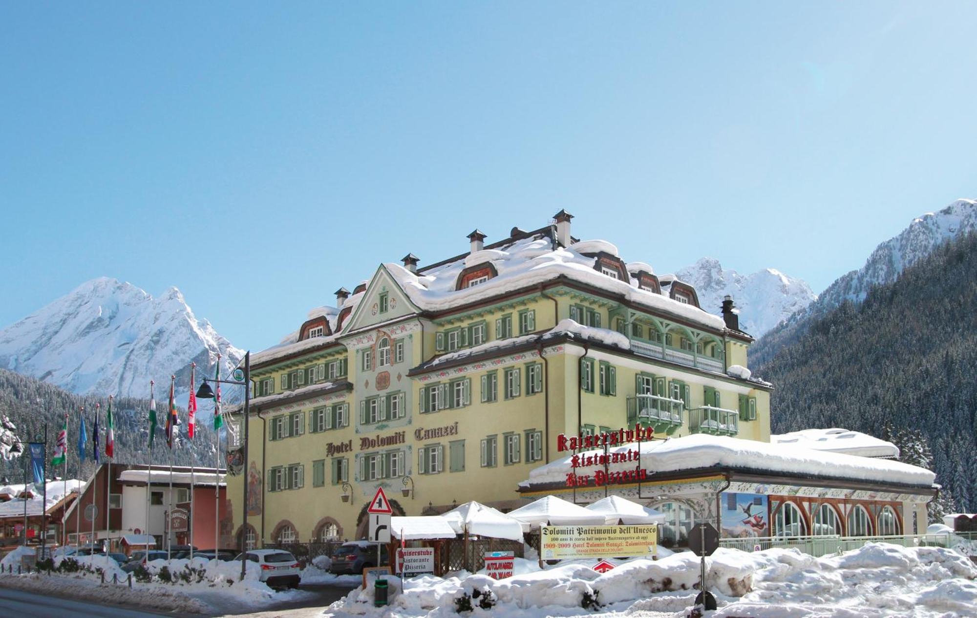 Schloss Hotel Dolomiti****