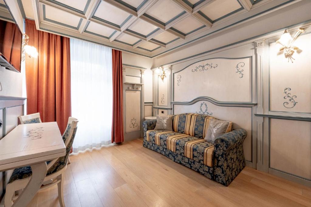 Schloss Hotel Dolomiti****