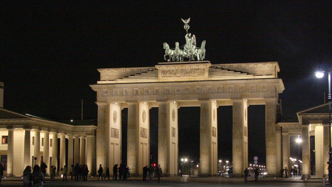 Niemcy - Berlin - indywidualny kurs j. niemieckiego apartamenty BWS - wiek: 18+