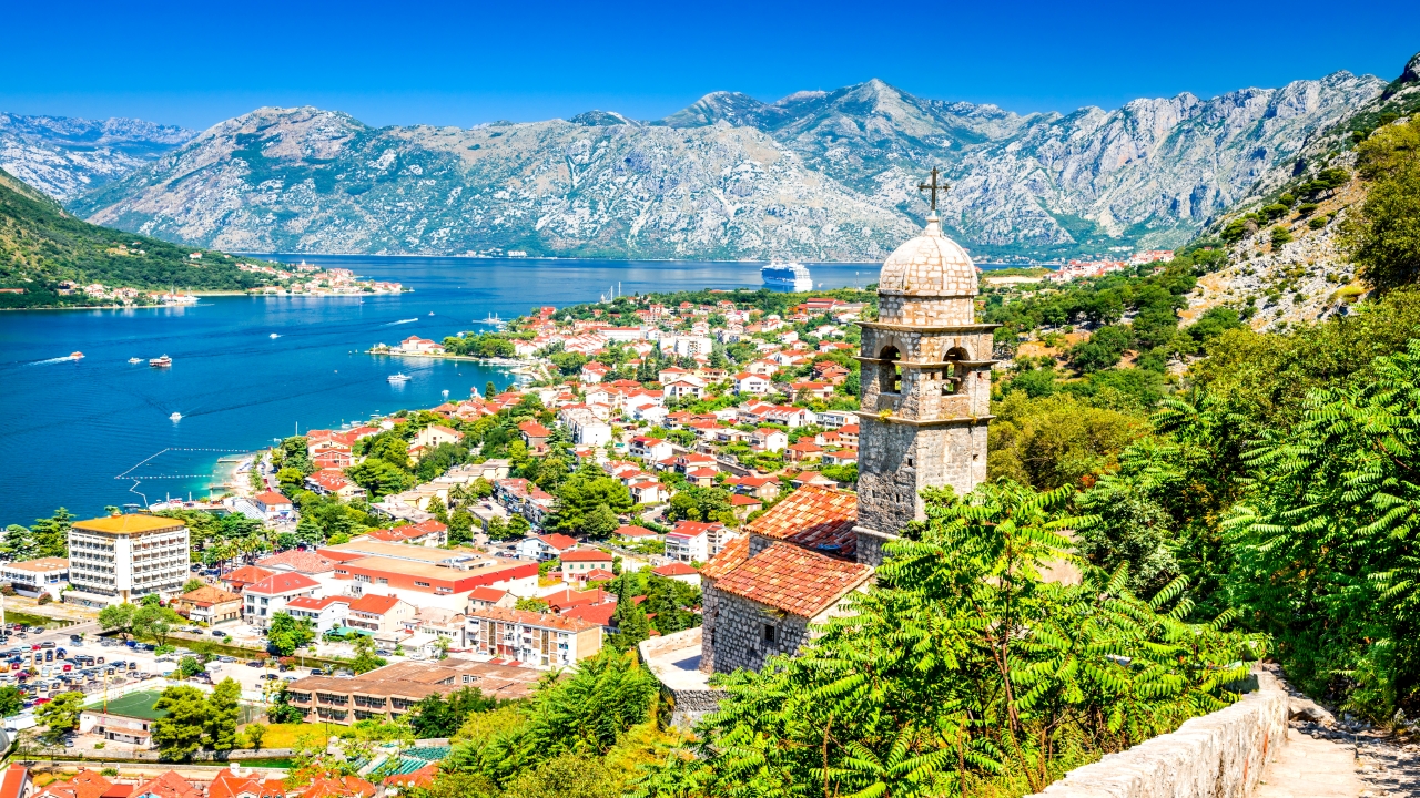 Serbia, Czarnogóra, Macedonia, Albania - Słoneczne Bałkany (HB)