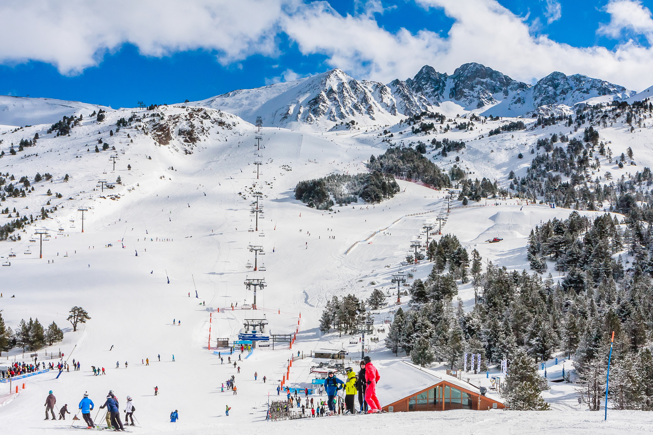 Andora - snowboard w Pirenejach - wylot z Katowic