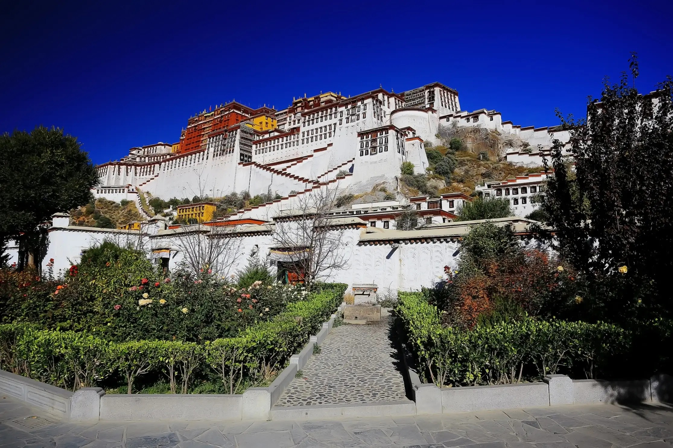 Wyprawa do Tybetu - Klasztory, Everest i Pałac Potala