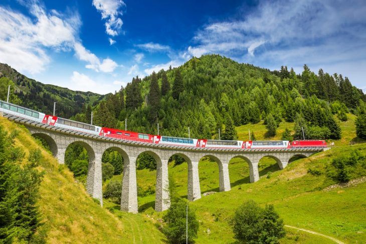 [PLATINUM] Czerwony pociąg + Vaduz (Liechtenstein)