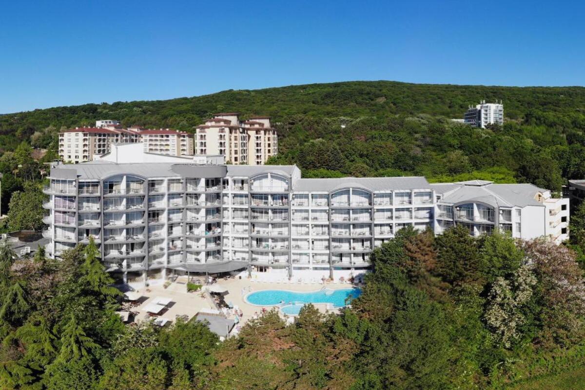HOTEL LUNA z noclegami tranzytowymi